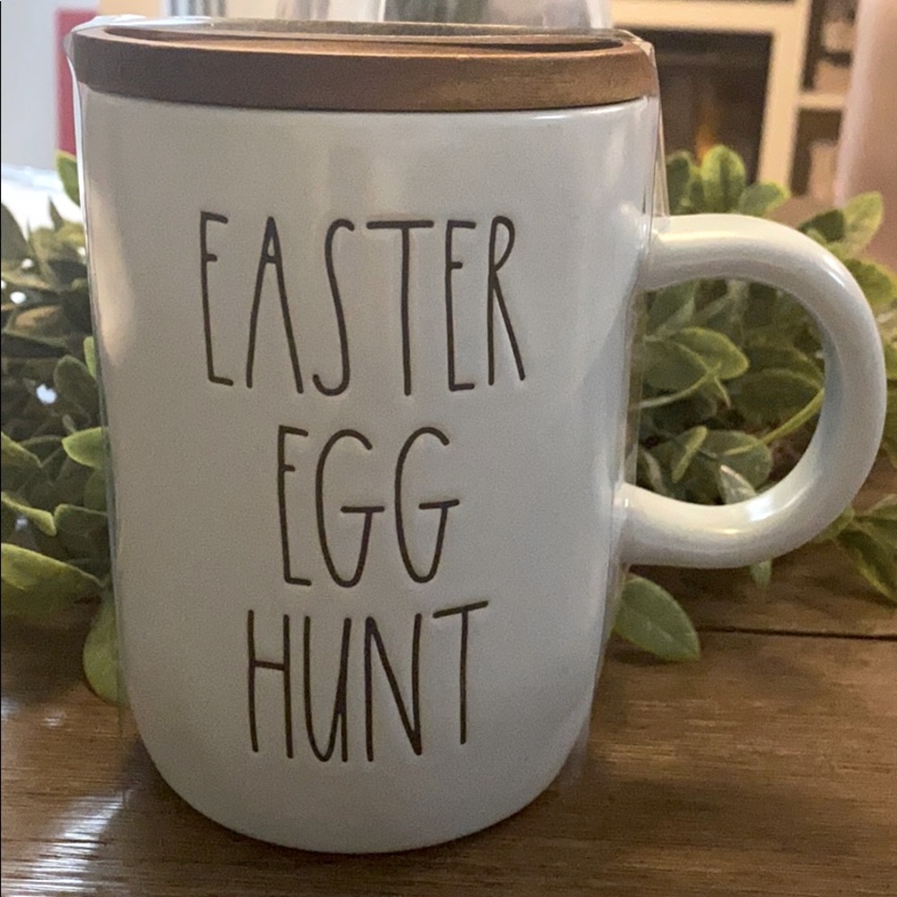 Rae Dunn Mug w/ Lid